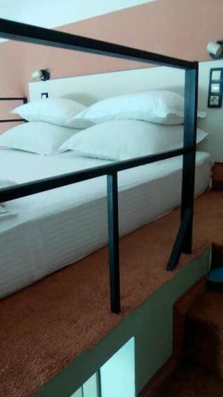 Отель JUST rooms & wine Варна Двухместный номер эконом-класса с 1 кроватью-8